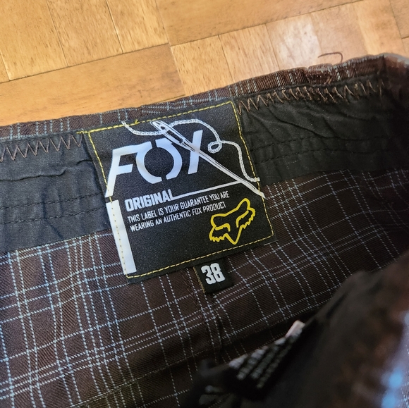 Mens Fox Black and Blue Plaid Shorts sz 38 - Picture 4 of 9
